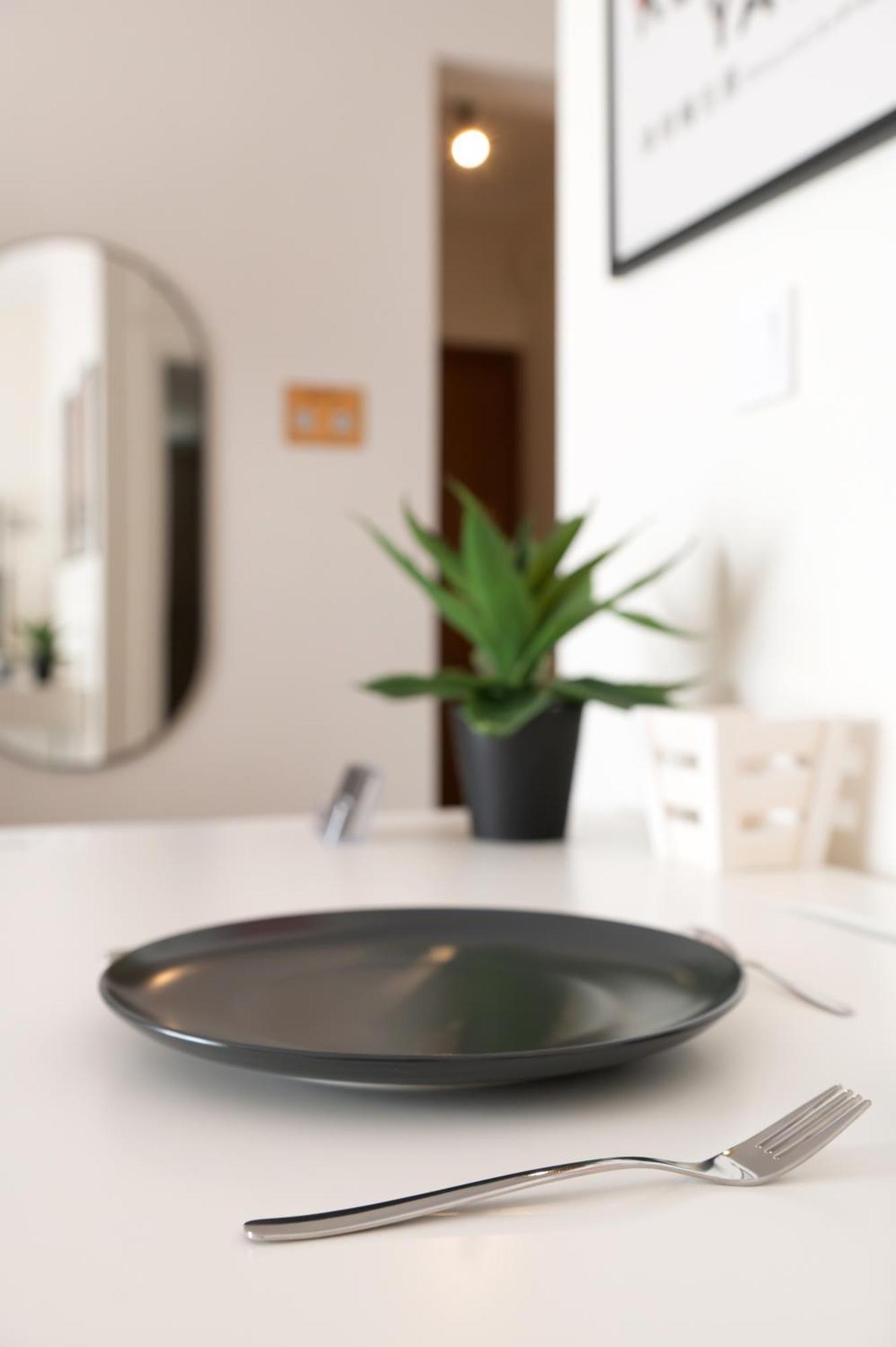 Apartment Harmony Center - Private Parking - Meno Homes 6a *
